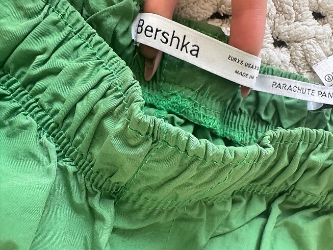 Bershka paraşüt pantolon