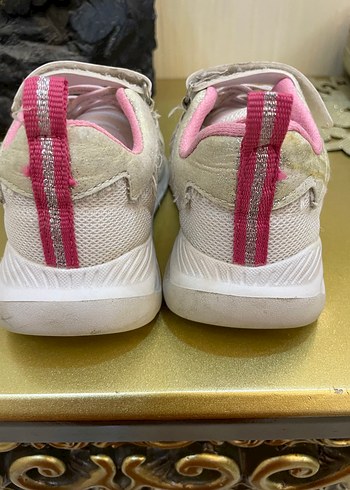 26 Beden pembe Renk Kız Çocuk Pembe Cırtlı Spor Ayakkabı
