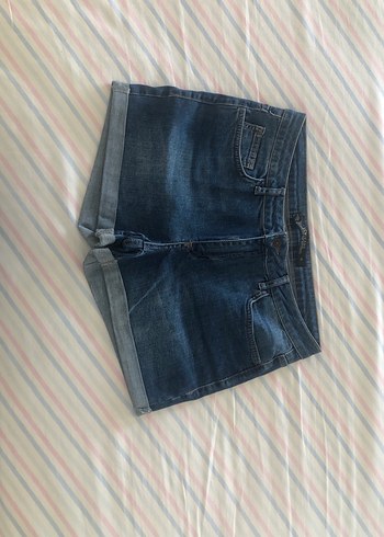 LC Waikiki Kadın Lacivert Şort