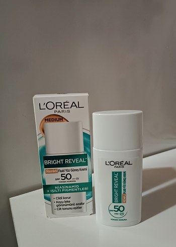  Beden L'Oréal Bright Reveal Renkli Yüz Güneş Kremi SPF 50
