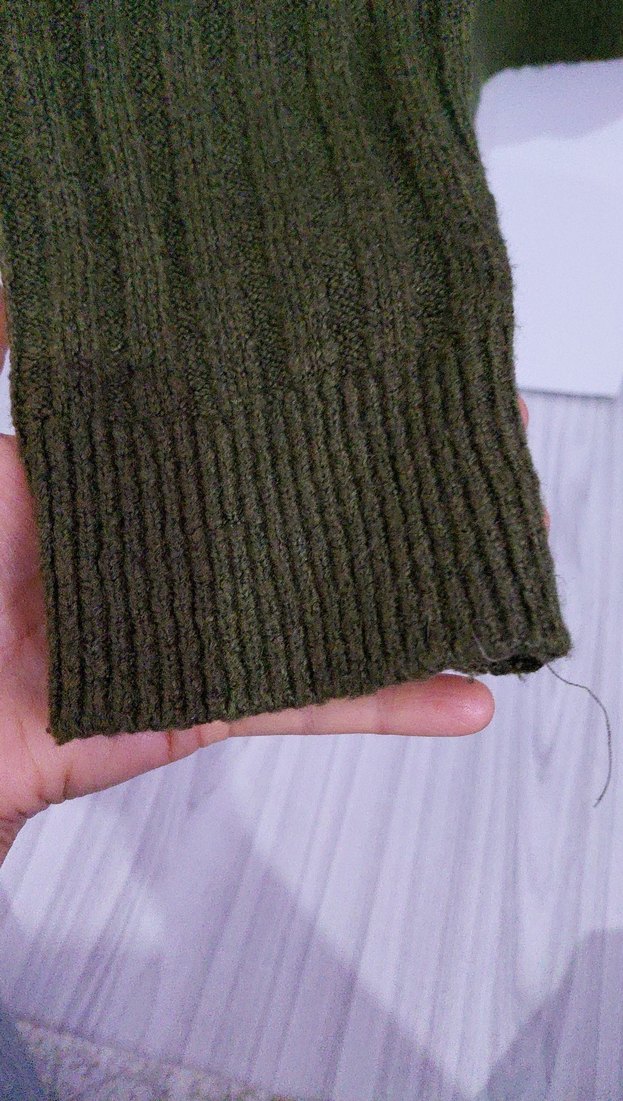 Yaka Detaylı Örgü Kadın Kazak - Görsel 4