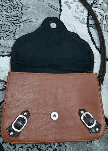 Kahverengi Deri Tokalı Retro Kadın Çantası - Görsel 2