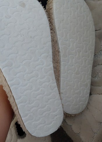 Kızlar İçin Bej Sıcak Peluş Ev Terliği - Görsel 3