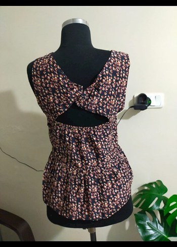 zara sırt dekolteli leopar desenli bluz - Görsel 6