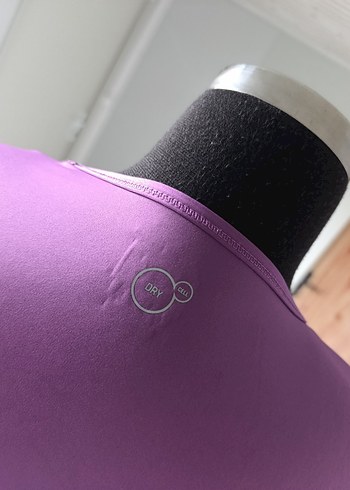 PUMA Mor V Yaka Kısa Kollu Atlet - Görsel 7