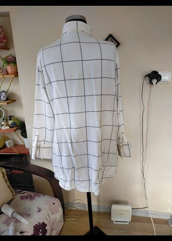 Düz Kesim Kareli Bej Kadın Gömlek - Görsel 3