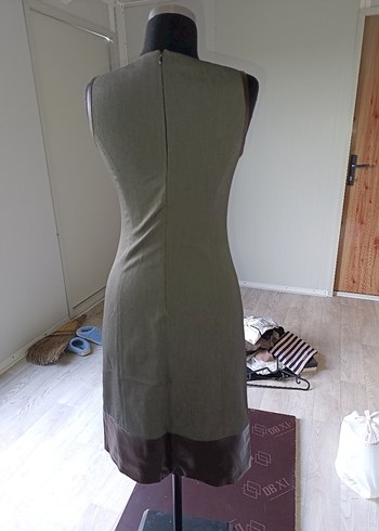 Gri Deri detaylı midi Kalem Elbise - Görsel 4