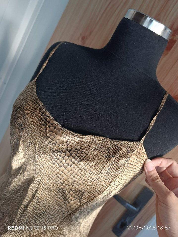 Victoria's secret Yılan Desenli Mini gecelik - Görsel 3