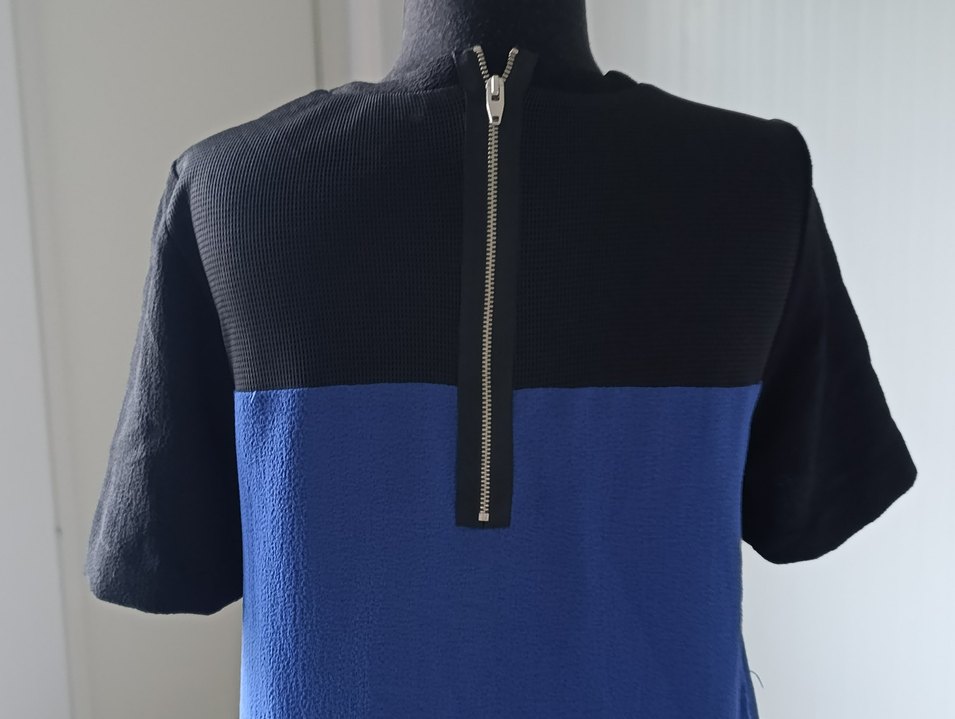 Siyah Kısa Kollu Mavi Mini Elbise - Görsel 4