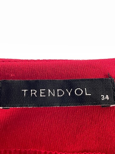 34 Beden kırmızı Renk Trendyol & Milla Kısa Elbise %70 İndirimli.