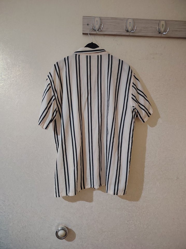 Düğmeli Çizgili Keten Erkek Gömlek - Görsel 2