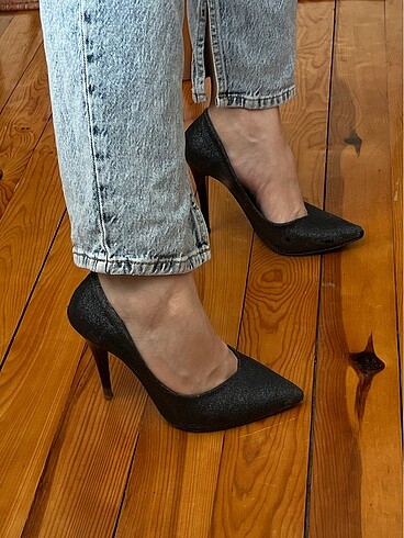 Stiletto Topuklu Ayakkabı