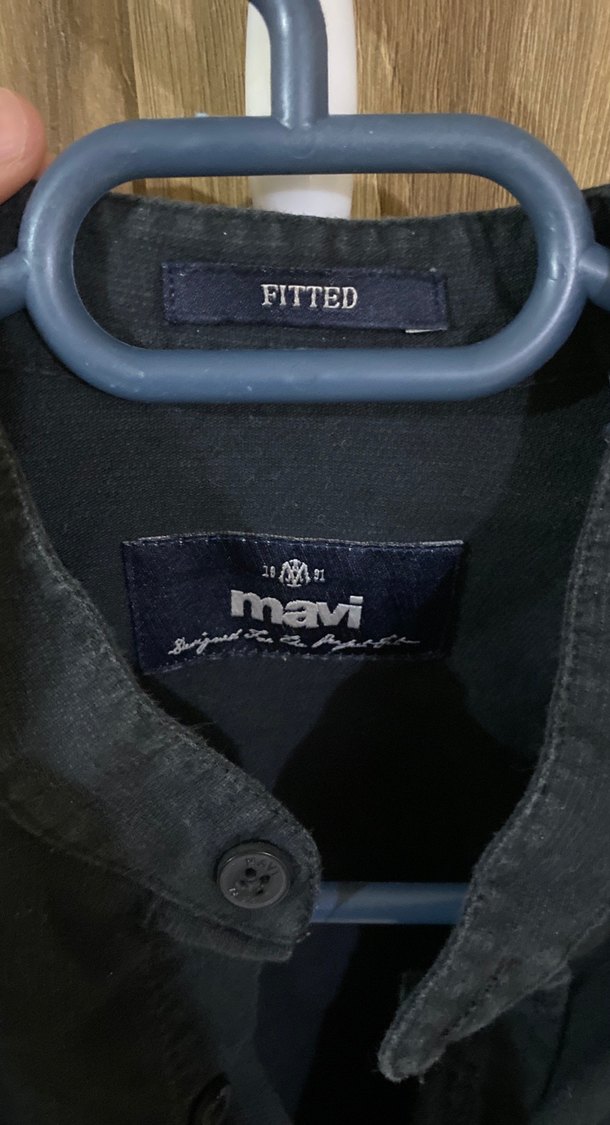 Düğmeli Siyah Keten Erkek Gömlek - Görsel 3