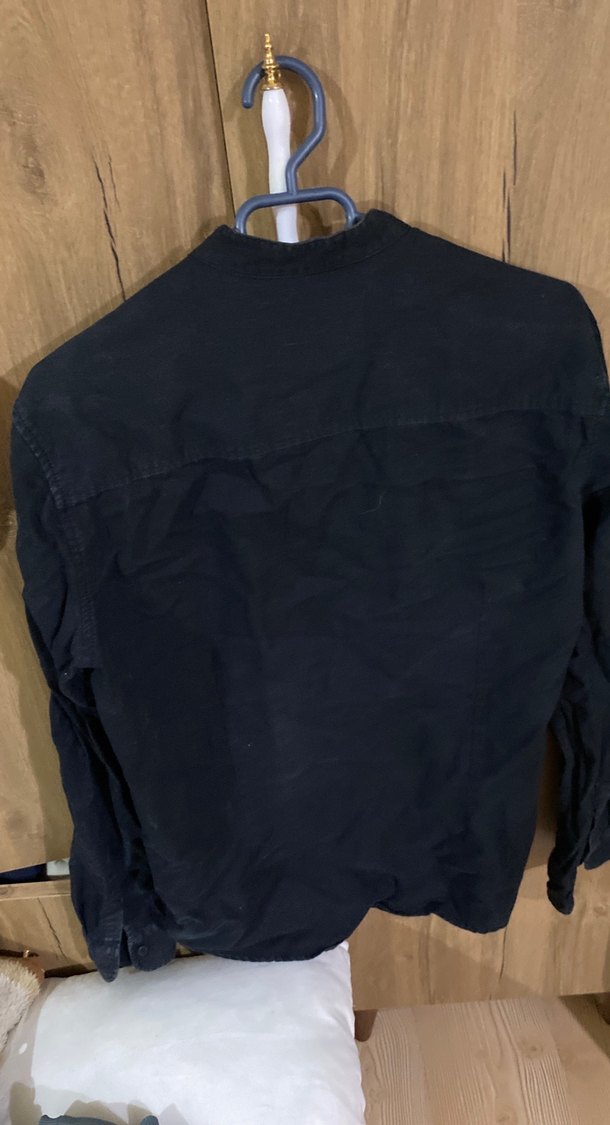 Düğmeli Siyah Keten Erkek Gömlek - Görsel 2