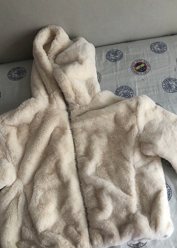 Bershka Kapüşonlu Suni Kürk Ceket