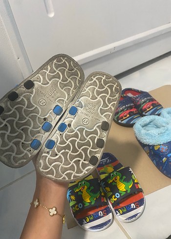 Renkli Erkek Çocuk Terlikleri gezer - Görsel 3
