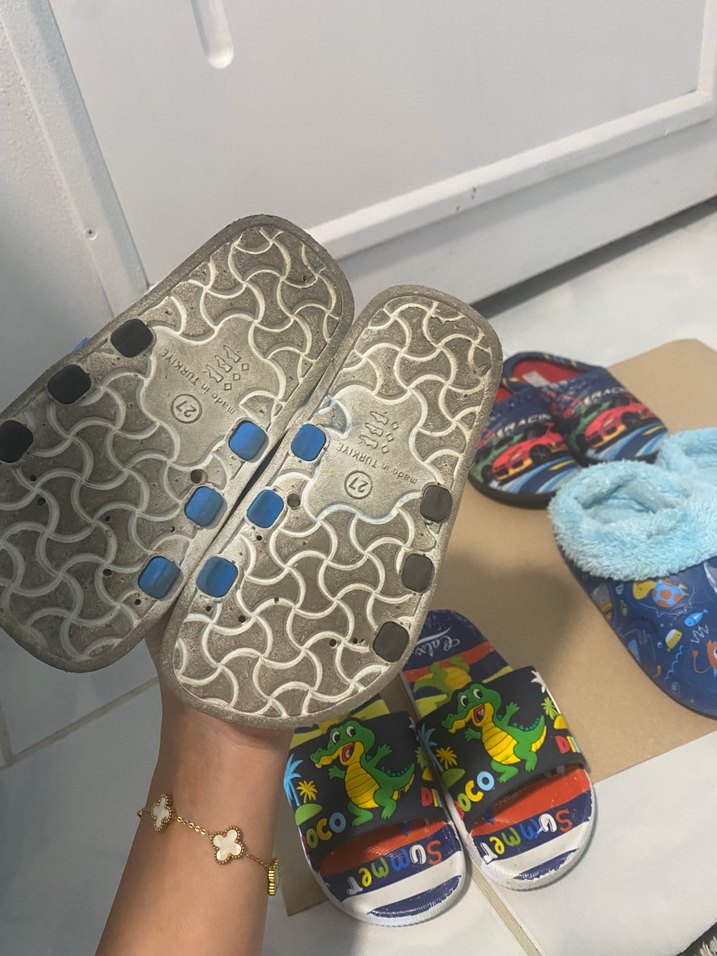 Renkli Erkek Çocuk Terlikleri gezer - Görsel 3