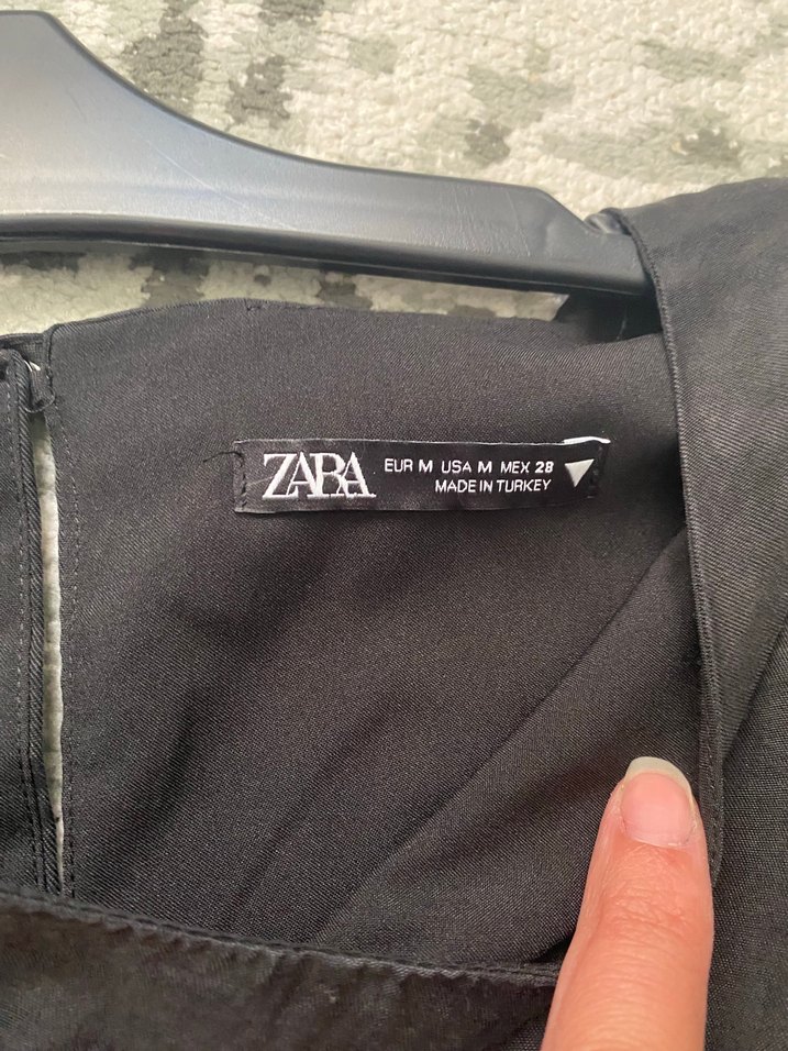 Drapeli Siyah Uzun Kollu Gece Elbisesi zara - Görsel 2