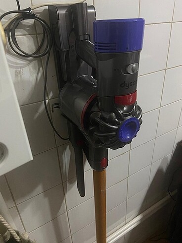Dyson V8 süpürge