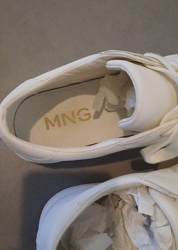 35 Beden beyaz Renk Mango ünisex sneaker ayakkabı