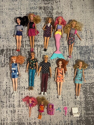 Barbie bebek