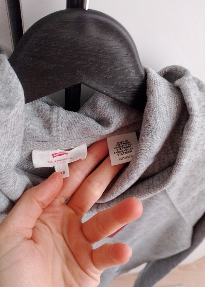 Orjinal Levi's sweatshirt - Görsel 2