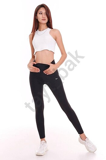 Nike Yeni tayt