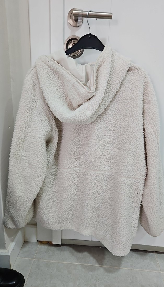 Bej Kapüşonlu Peluş Kadın Ceket - Görsel 5