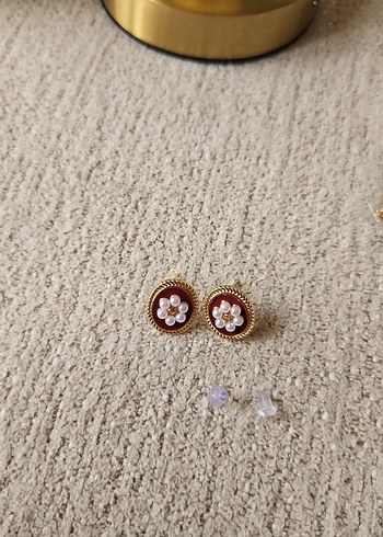 Bordo Vintage Düğme Küpe - Görsel 2