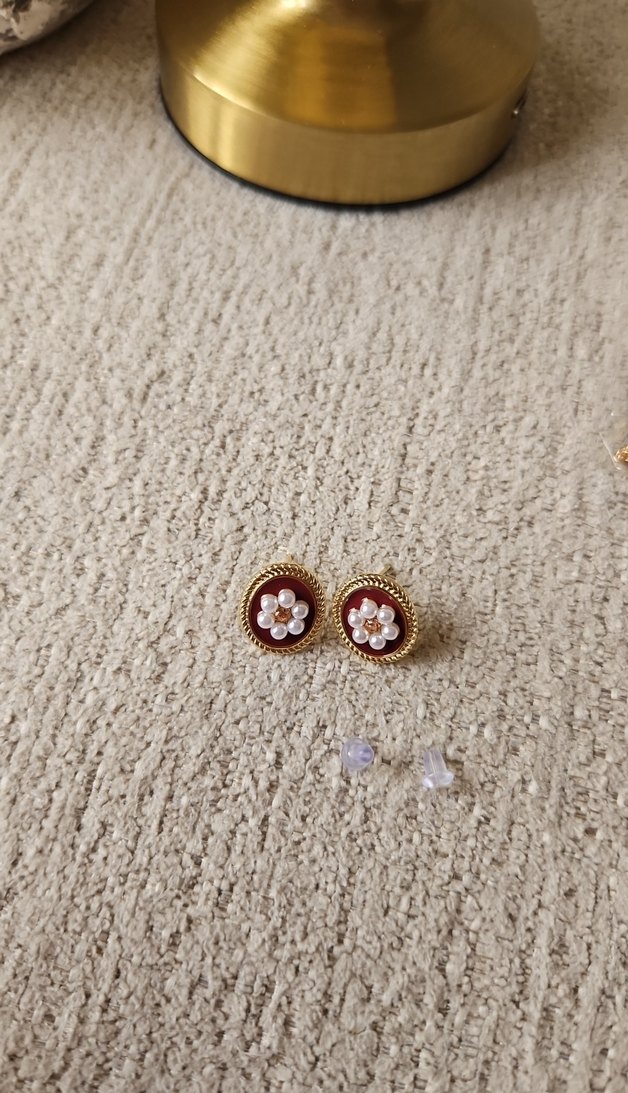 Bordo Vintage Düğme Küpe - Görsel 2