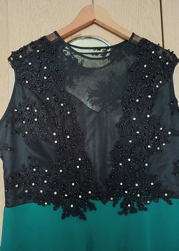 Boncuk İşlemeli Yeşil Uzun Abiye Elbise - Görsel 4