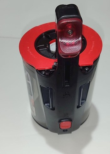 Kırmızı-Gri Süpürge Toz Haznesi ve Filtre - Görsel 5