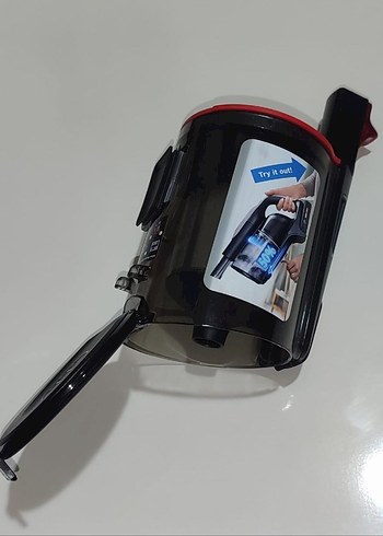 Kırmızı-Gri Süpürge Toz Haznesi ve Filtre - Görsel 3