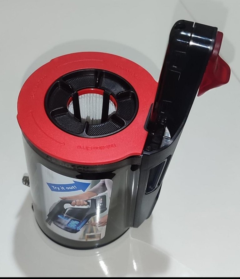 Kırmızı-Gri Süpürge Toz Haznesi ve Filtre - Görsel 4