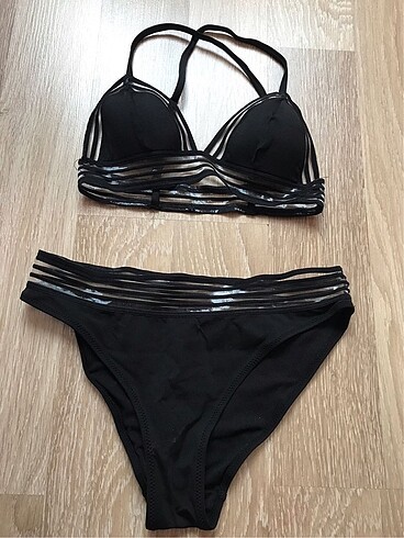 H&M xs bikini takımı