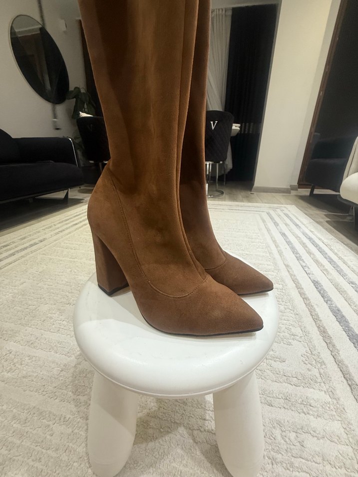 Topuklu Kahverengi Süet Dizüstü çorap Çizme - Görsel 3