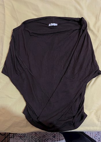 Stradivarius asimetrik yaka bluz - Görsel 4