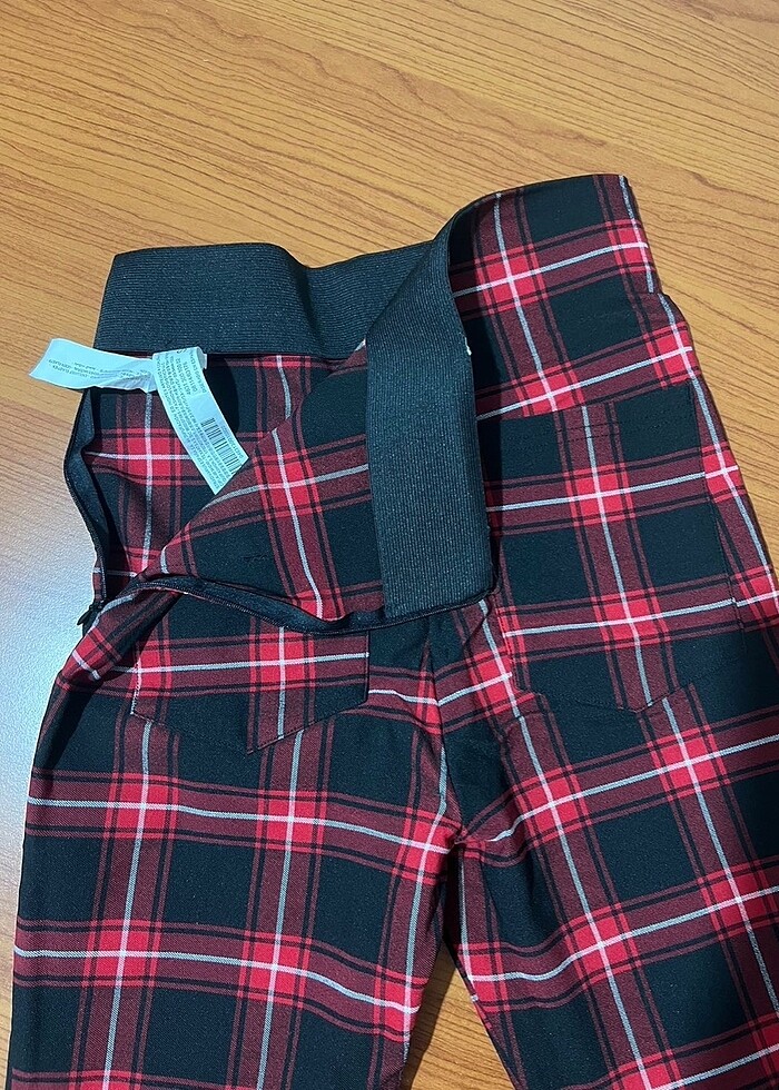 Stradivarius Tayt Pantolon - Görsel 3