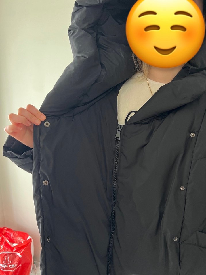 Stradivarius Siyah Şişme Mont XS Oversize - Görsel 4