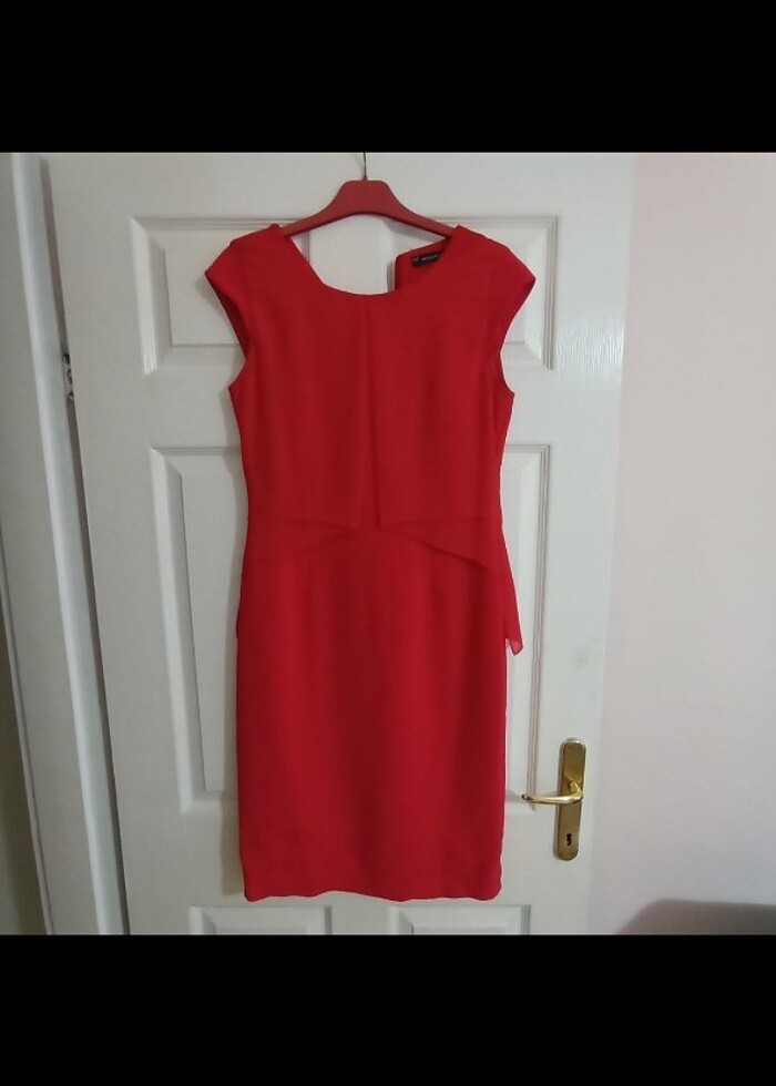 Kırmızı abiye elbise - Görsel 5