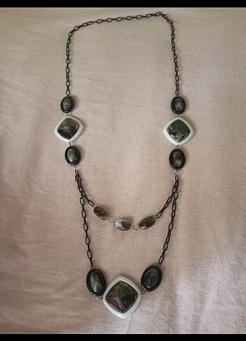 Siyah kahverengi şık kolye - Görsel 3