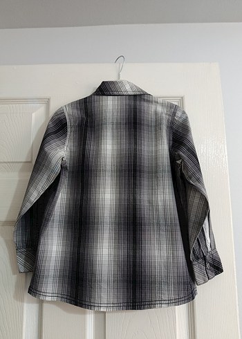 5-6 yaş ile uyumlu erkek çocuk gömleği - Görsel 3