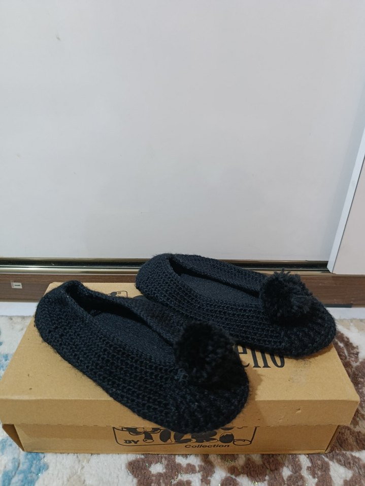 Siyah Örgü altı keçeli çocuk ev babeti - Görsel 2