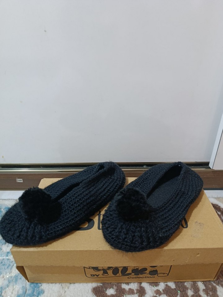 Siyah Örgü altı keçeli çocuk ev babeti - Görsel 3