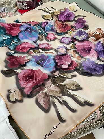 Silk home tivil ipek eşarp