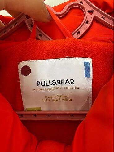 s Beden kırmızı Renk pull and bear mont