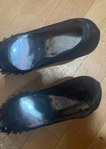 37 Beden siyah Renk Siyah Goth Tarzı Tokalı Stiletto