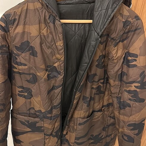 Stradivarius STRADIVARIUS MONT