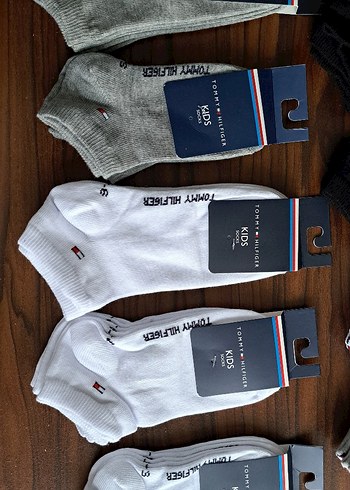 Tommy Hilfiger Erkek Çocuk Çorap 3 çift paketli - Görsel 2