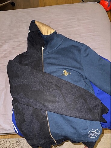 Vivienne Westwood Hirka